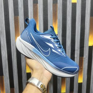 NIKE RUNNING SHOES